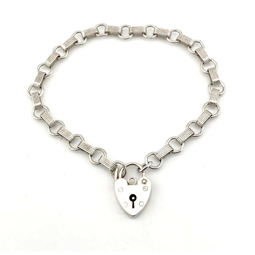 Vintage Sterling Silver Gate Link Bracelet Heart Padlock Clasp 6.75 Inch 1980s